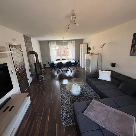 דירה Stilvolle Ferienwohnung, Bis Zu 5 Gaeste Mit Kamin