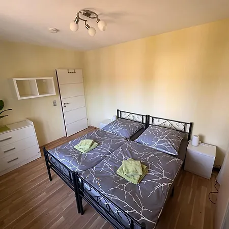 Апартаменты Stilvolle Ferienwohnung, Bis Zu 5 Gaeste Mit Kamin Кассель