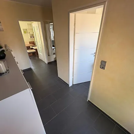Stilvolle Ferienwohnung, Bis Zu 5 Gaeste Mit Kamin * Кассель